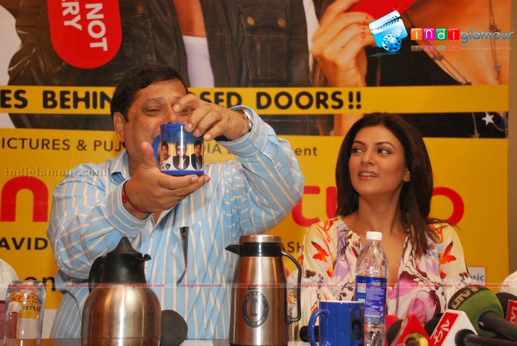 Do Knot Disturb press meet Event hd photo